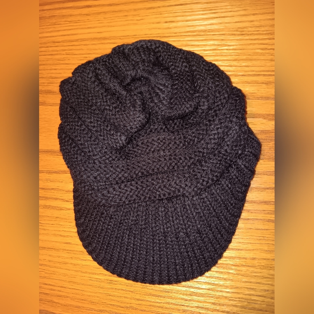 Black Knit Beanie Cap With Visor New DW Brand New